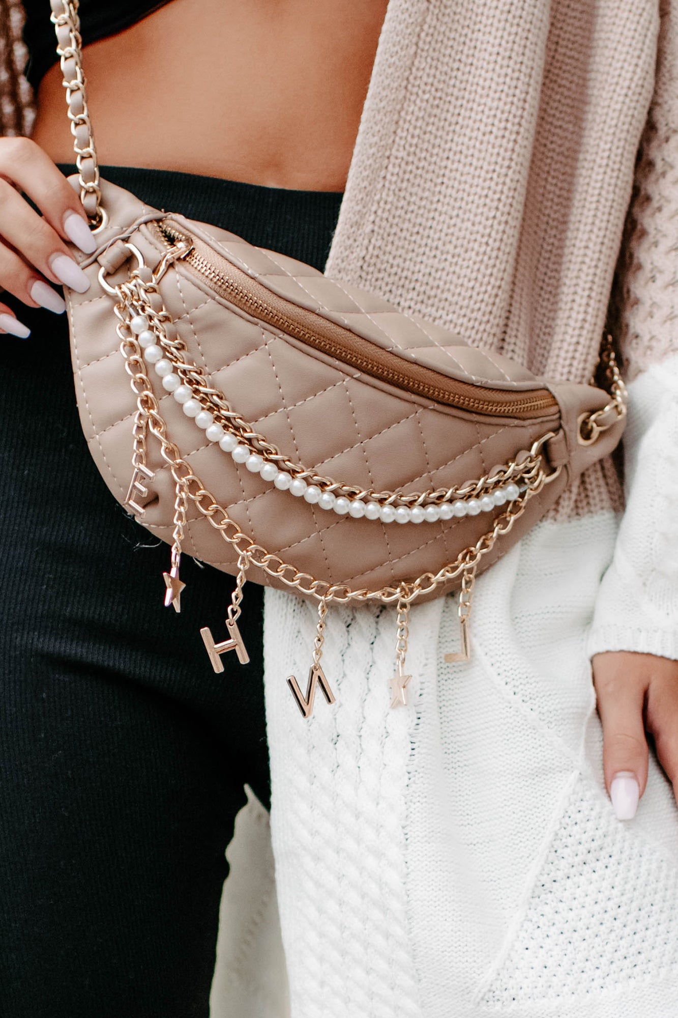 Damens Elegant Quiltad Faux Läder Crossbody Väska med Flerskiktskedja