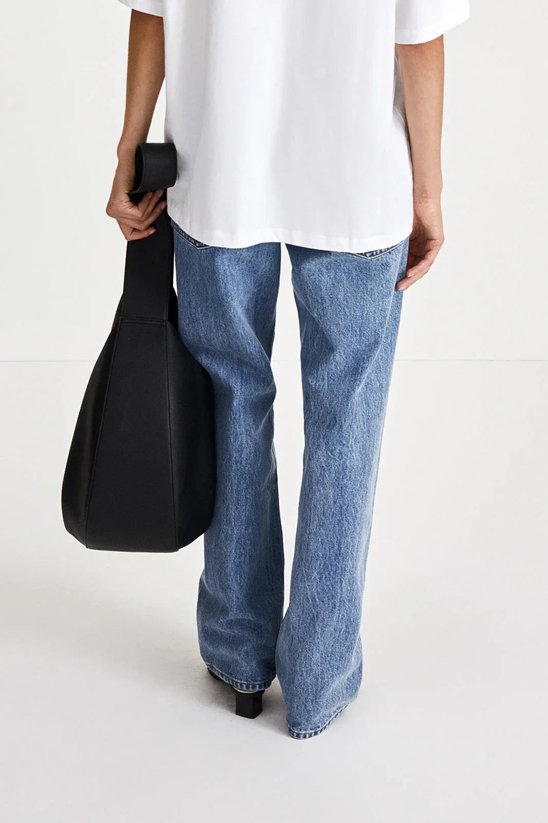 Dam Rymlig Vegansk Läder Axelväska med Förstärkt Botten