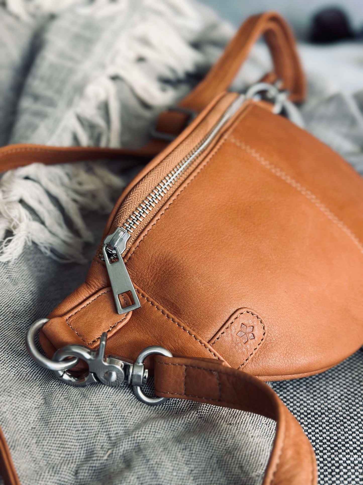 Damens Elegant Mjuk Läder Bumbag med Justerbar Rem