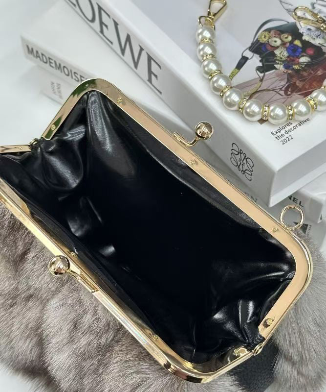 Dam Fluffig Fuzzy Päls Messenger Väska med Kedja för Enkel Bärbarhet