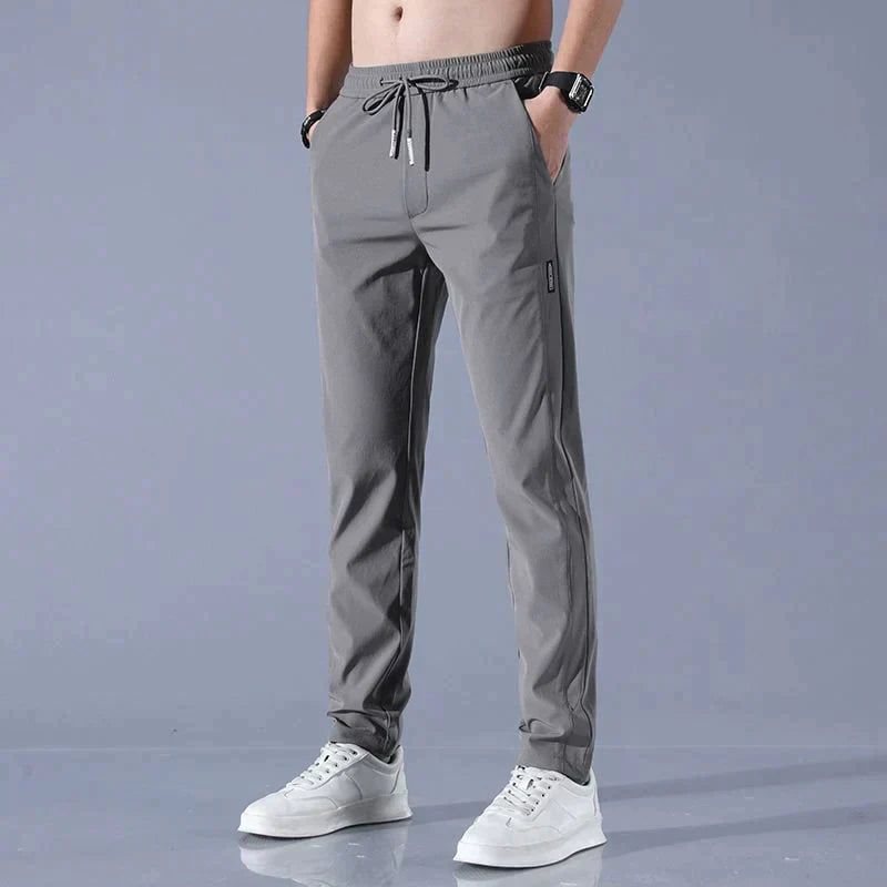 Herrebukser med justerbar midje