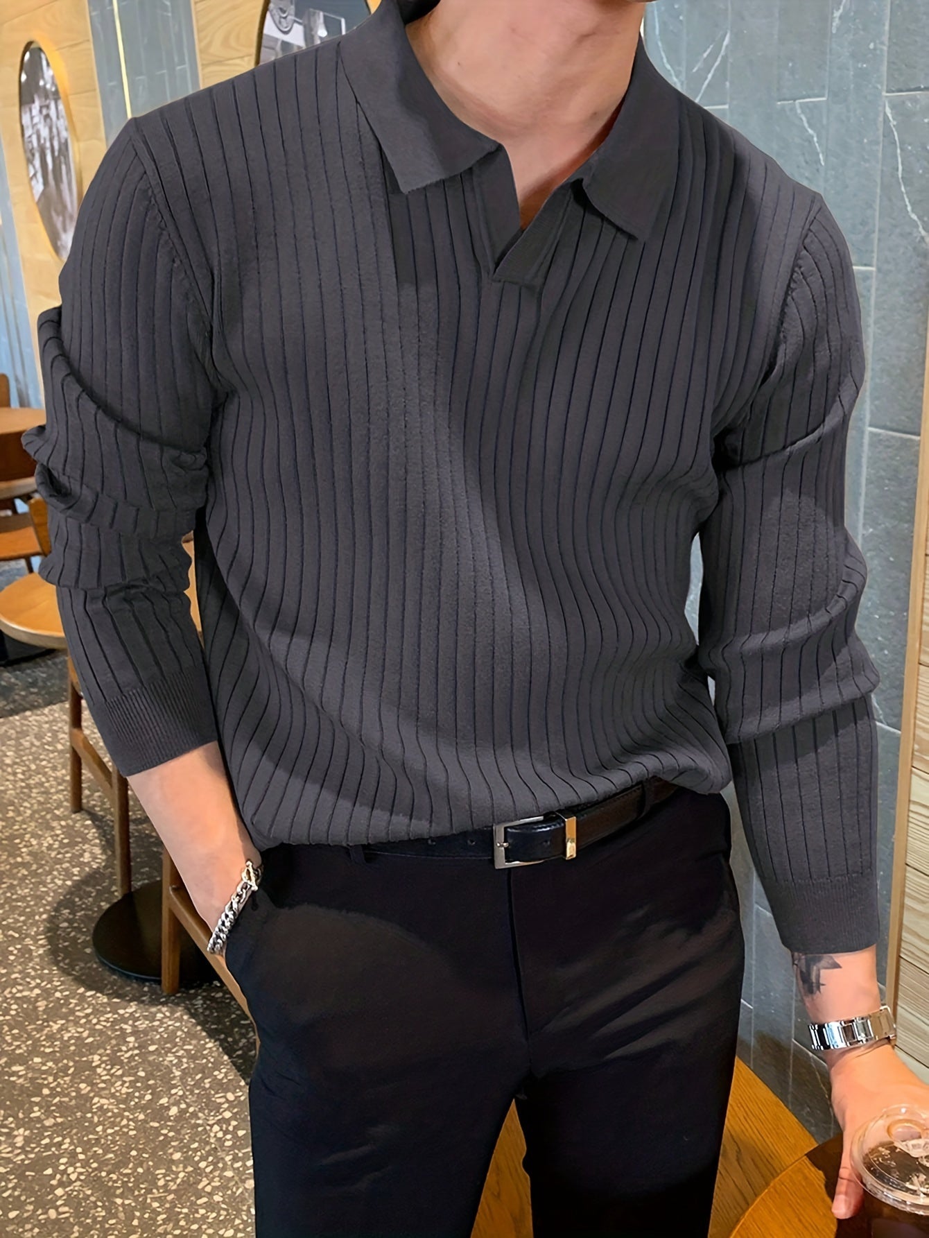 Herr V-Hals Pullover med Stickad Utformning