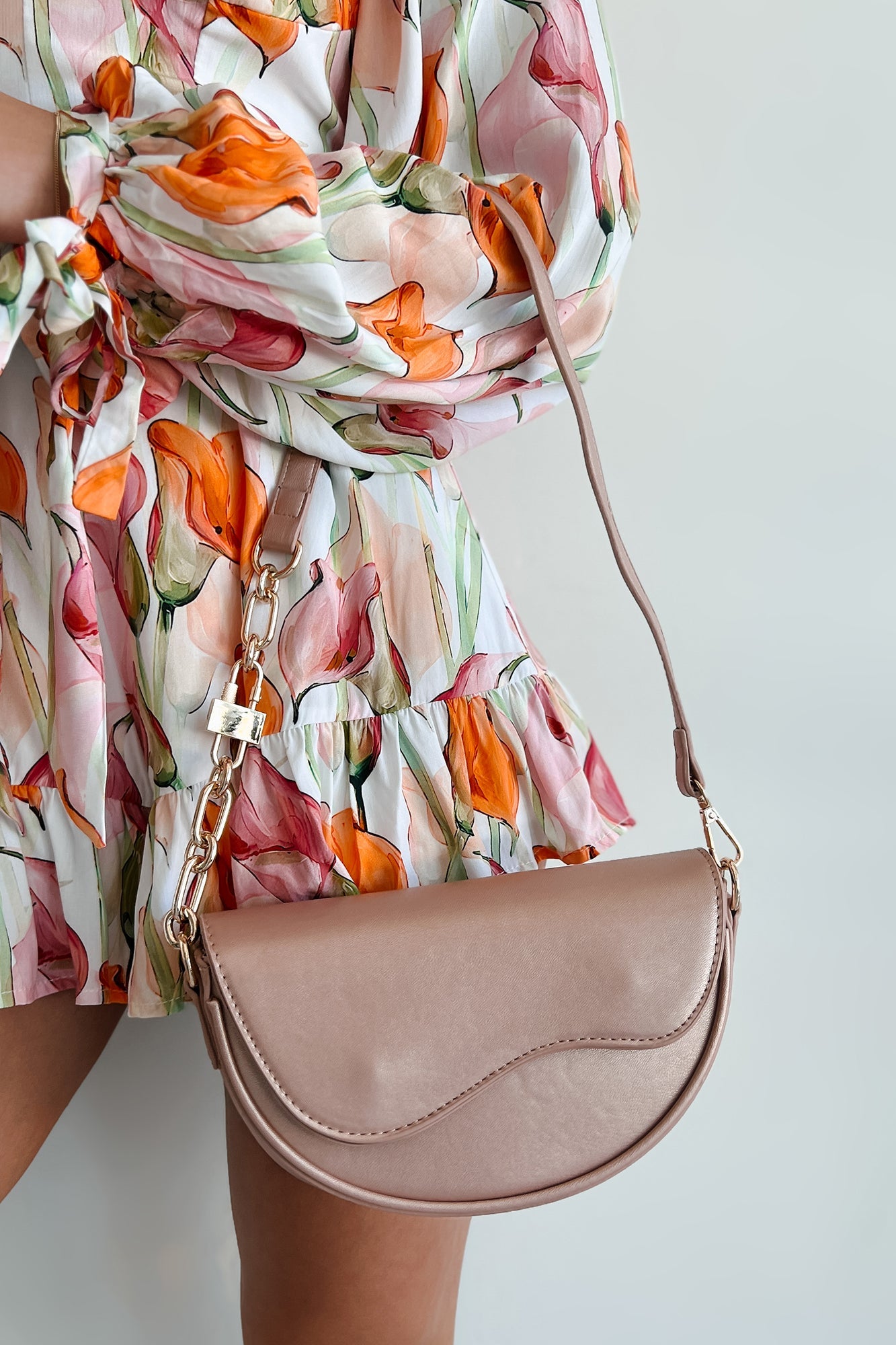 Dam Elegant PU Axelväska med Halvmåneform och Metallisk Snap-Stängning