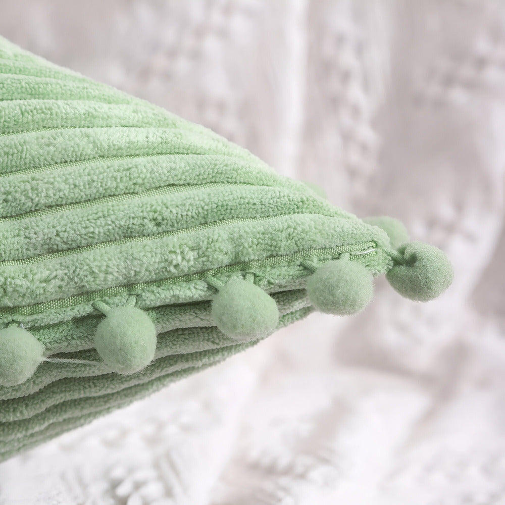 Kuddfodral 40x40 och 45x45 – Med Pom Pom Detaljer 3