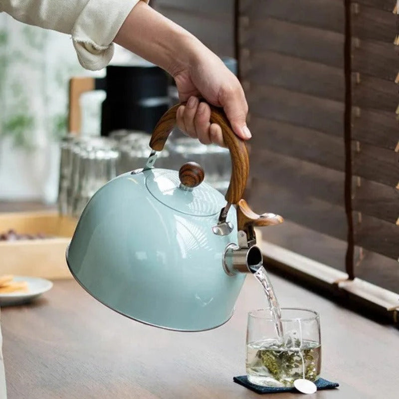 Visslande Kanna med Handtag