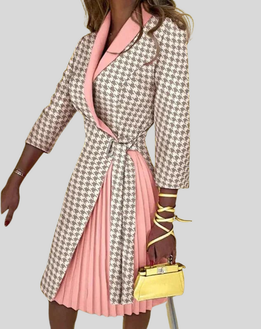 Dam Blazerk­länning med Halvlånga Ärmar och Sidobälte