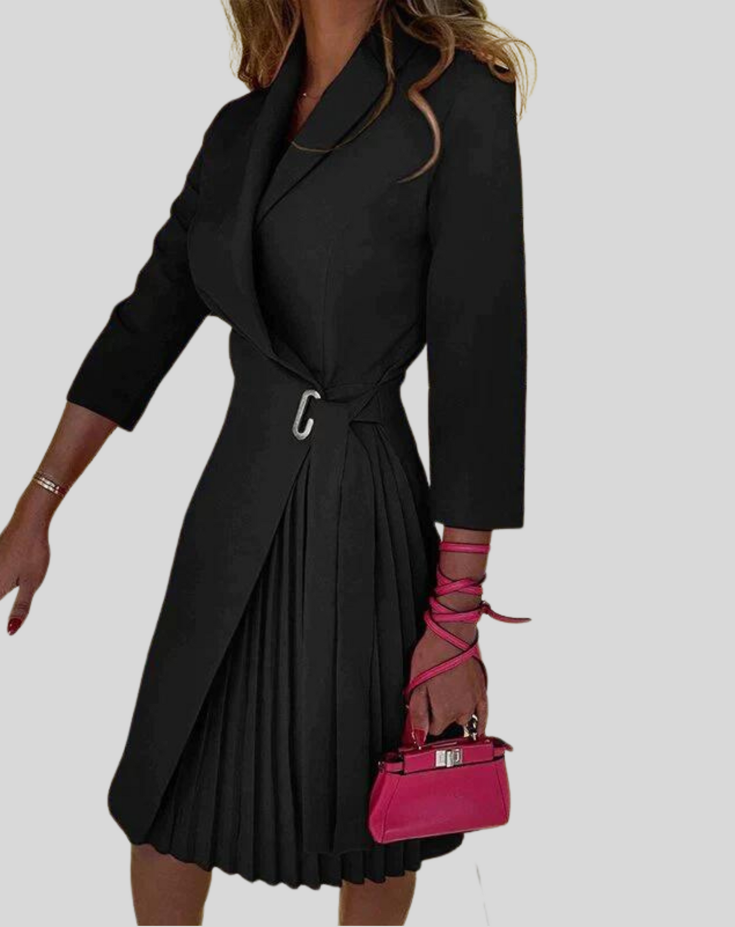 Dam Blazerk­länning med Halvlånga Ärmar och Sidobälte