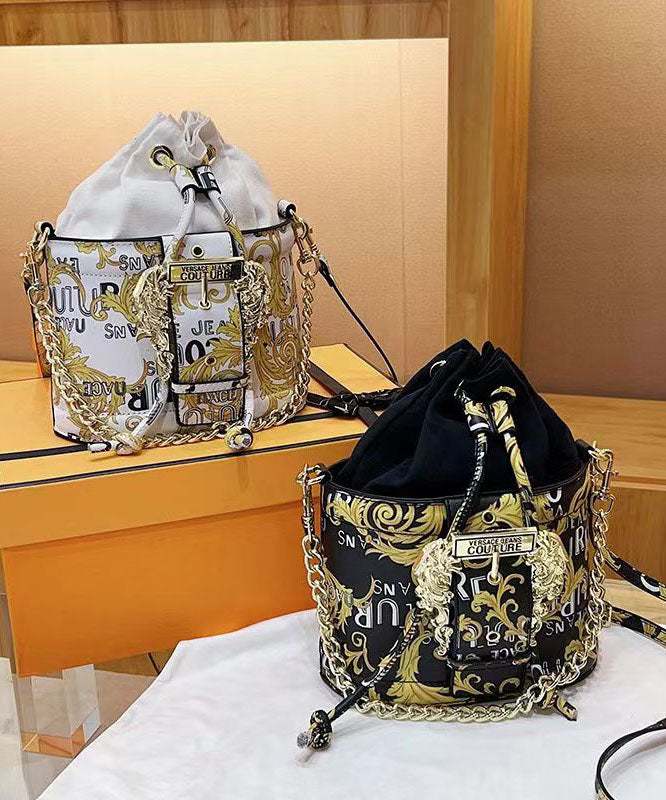 Damernas Trendiga Faux Läder Crossbody Väska med Kedjedetaljer