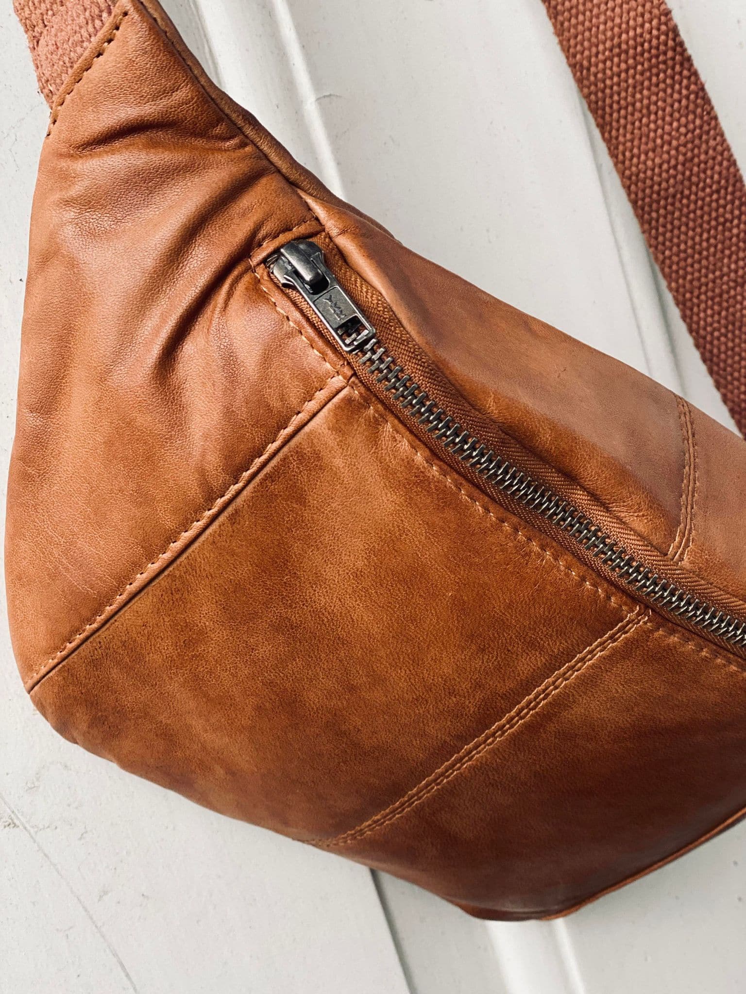 Unisex Bumbag med Justerbar Rem och Bakficka 2