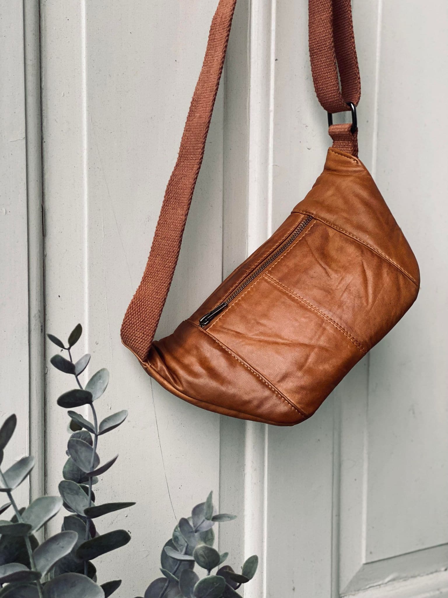 Unisex Bumbag med Justerbar Rem och Bakficka 4