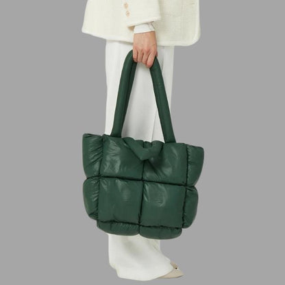 Shyrene - Volangdesign Metallisk Puffig Glansig Handväska för Dam