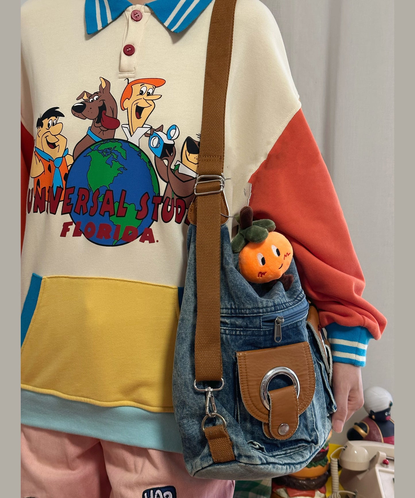 Damernas Modern Denim Crossbody Väska med Hög Kapacitet och Inuti Fickor