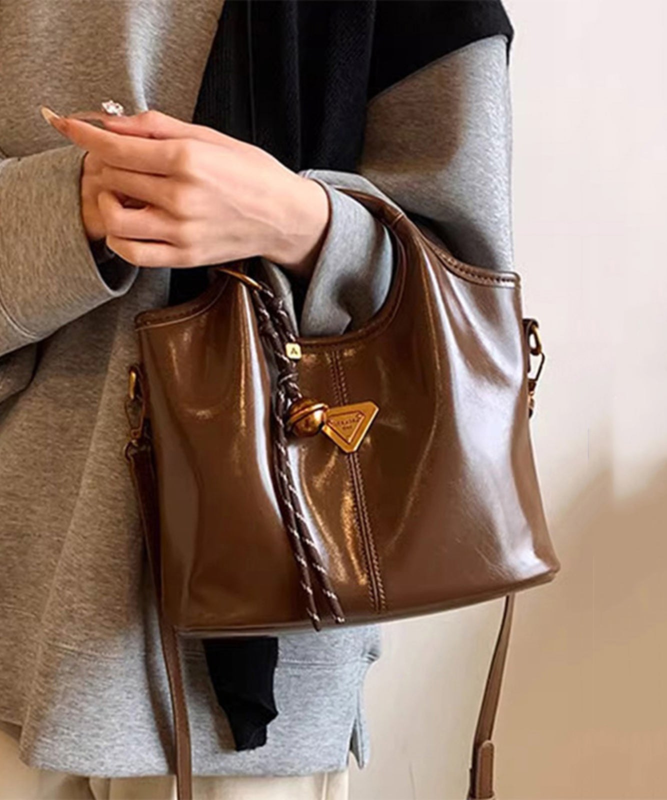 Kvinnors Mångsidig Faux Läder Messenger Väska med Lapptäcksmönster