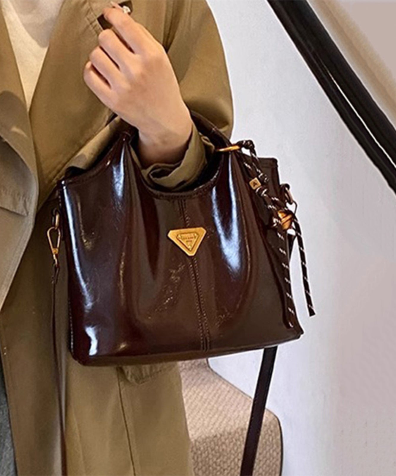 Kvinnors Mångsidig Faux Läder Messenger Väska med Lapptäcksmönster