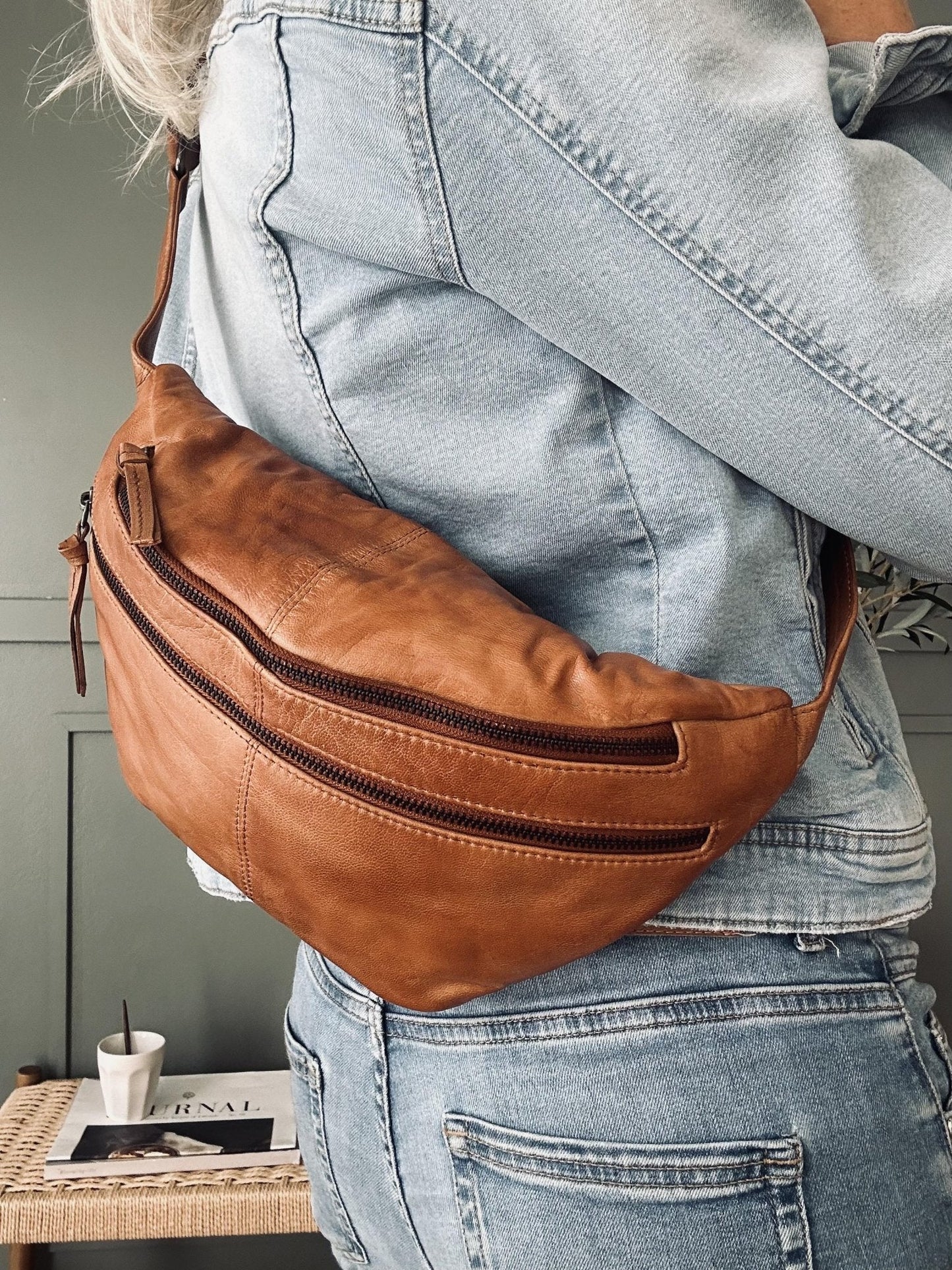 Unisex Cool Leather Bumbag with Adjustable Strap
