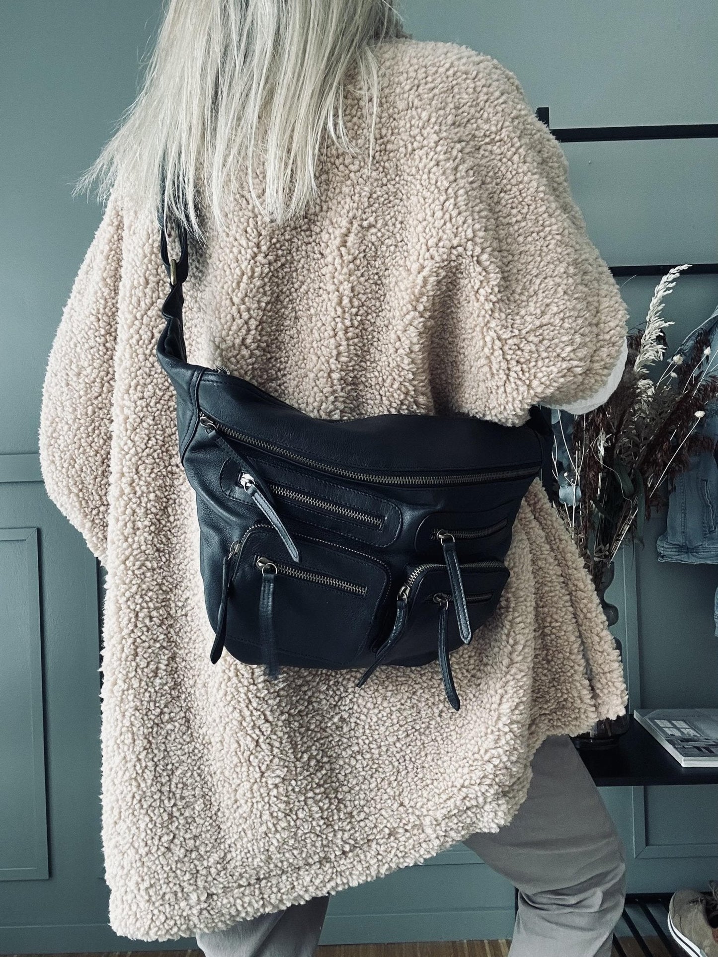 Unisex kul lærmagetaske med glidelås