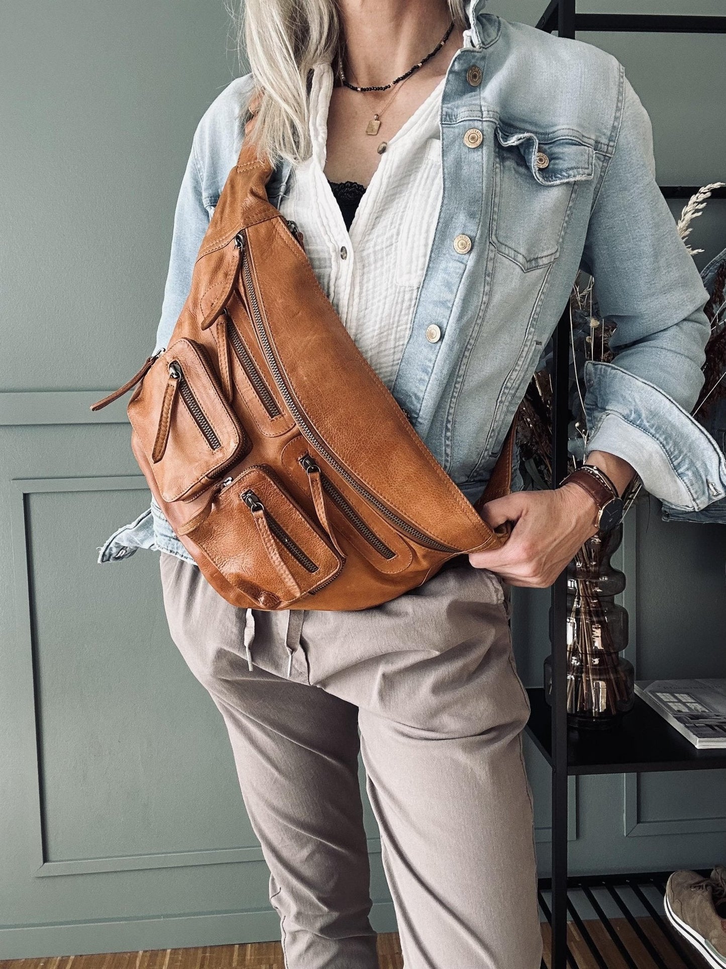 Unisex Stor Läder Bumbag med Justerbar Rem för Extra Förvaring