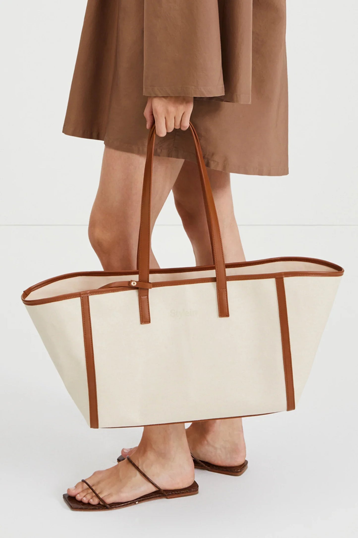 Kvinnors Elegant Bomulls Tote med Imitationsläderdetaljer