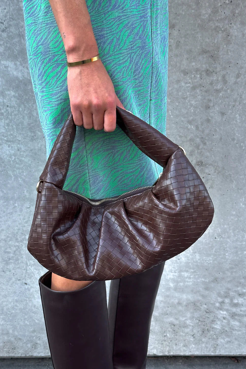 Dam Flätad Polyester Väska med Justerbar Rem och Inre Fickor